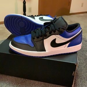 Nike Air Jordan 1 Low. Royal Blue/Black/White. Men’s size 9 Excellent Used
